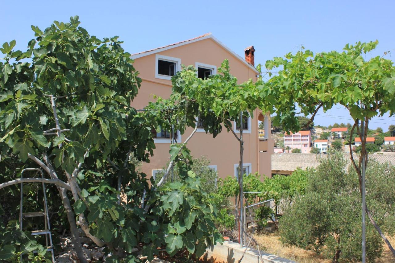 Apartments By The Sea Sali, Dugi Otok - 8121 Екстериор снимка