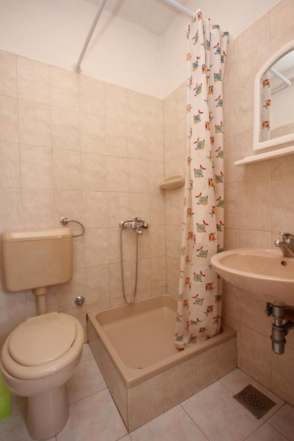 Apartments By The Sea Sali, Dugi Otok - 8121 Екстериор снимка